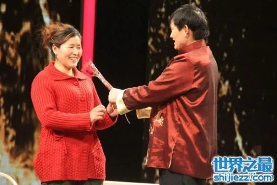 朱之文离婚后的老婆,大衣哥出名后抛弃糟糠之妻