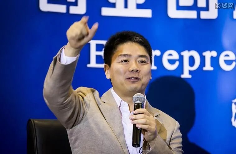 京东新开云计算 两家公司法定代表人均是张雱