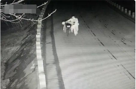 败光钱谎称被抢为什么还捅自己一刀?