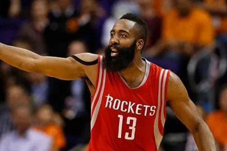 哈登在哪里对女子动粗？