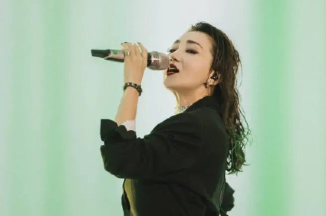 阿朵经纪人发文是怎么回事 阿朵经纪人发文说了什么