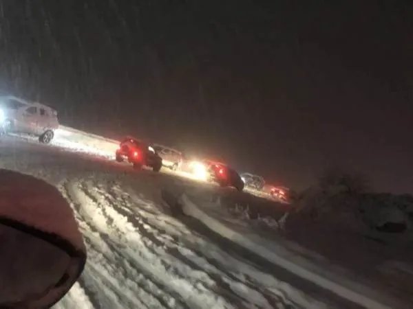 祁连山景区突降大雪,现场的情况如何?