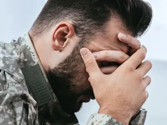 报考警校近视手术什么时候做