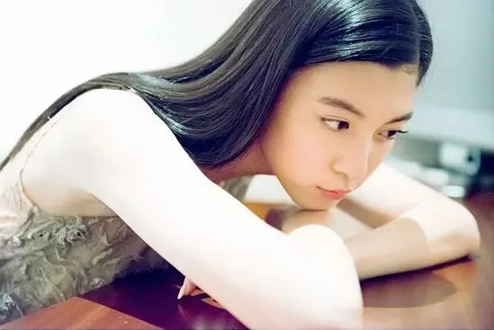 三吉彩花八卦身高多少及作品：三吉彩花写真一览美哭了