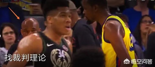 勇士对阵雄鹿,杜兰特复出首战遭驱逐,你如何看?