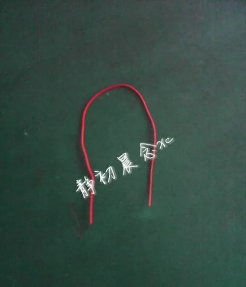 手工编织:红绳项链的简单编法