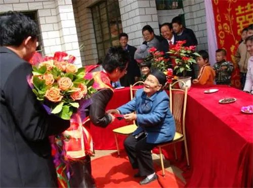 长沙婚庆礼仪有哪些   长沙结婚风俗大全