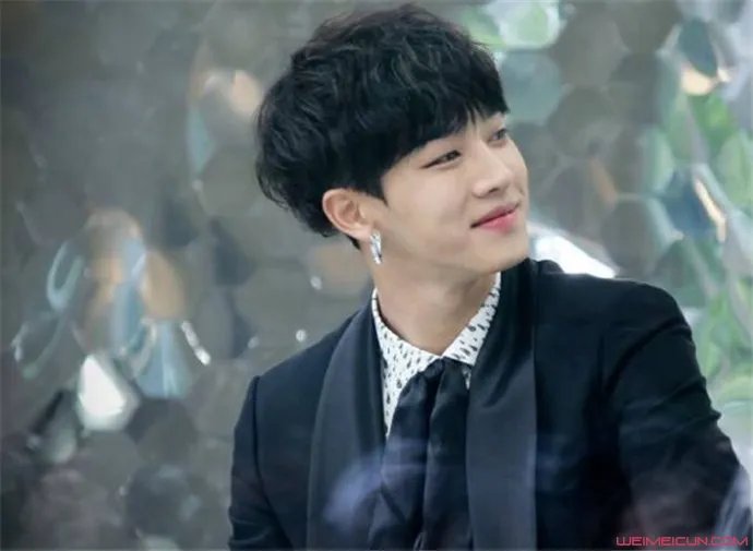 李起光家境有钱吗 自爆宋茜是他的理想型