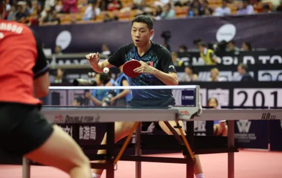 中乒赛许昕首轮出局是准备不足吗？