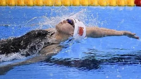 傅园慧获银牌为什么伤心落泪?