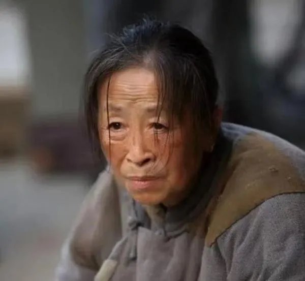 老戏骨张少华去世，她的演艺生涯中都取得过什么成就？