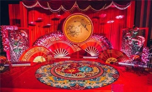 中式婚礼布置效果图  8种物品打造热闹喜庆婚礼