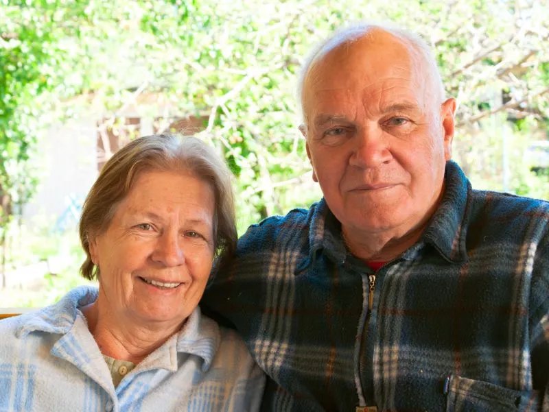 美学生开新冠派对比赛谁先感染，为什么美国疫情会如此严重？