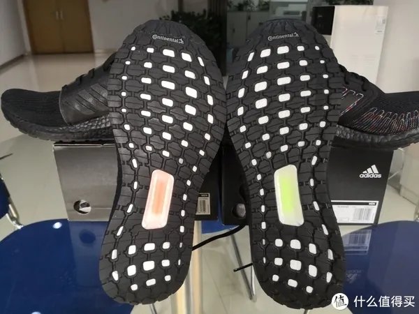 黑武士的进化？ultraboost 19和20对比晒单
