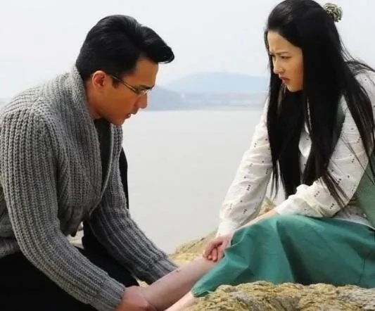 颖儿纤瘦亮相快乐大本营 千山暮雪被删片段曝光