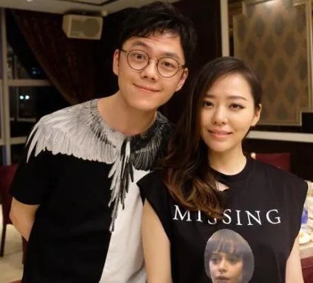 张靓颖如何为妈妈庆生的？