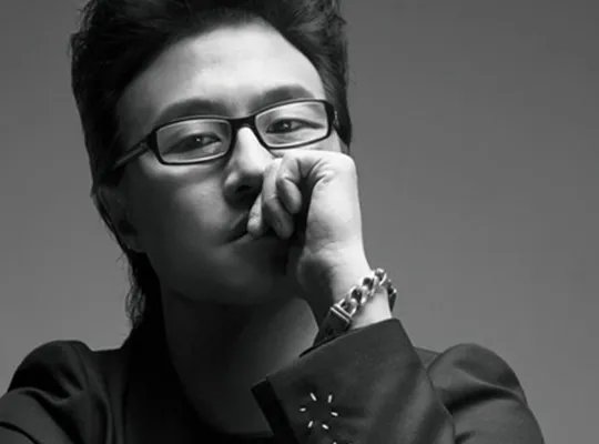 汪峰妻子个人资料及女儿照片曝光 看与现任妻子甜蜜恋情