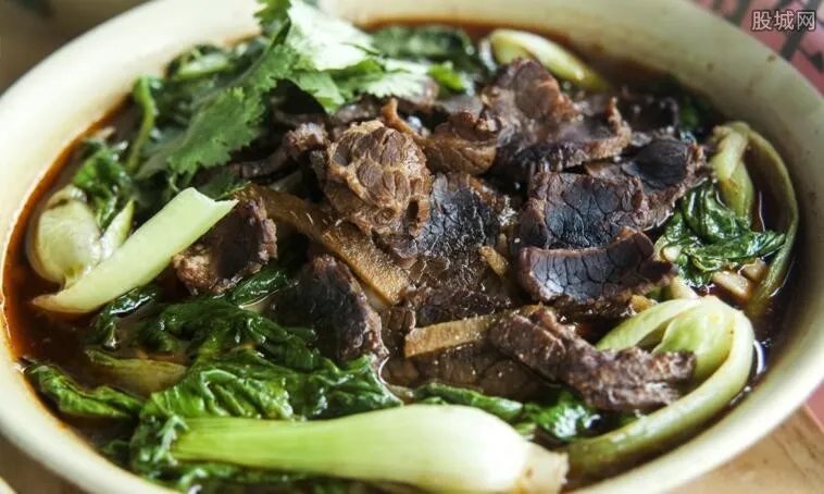 重庆面馆天价面条 究竟是物超所值还是哄抬面条价格？