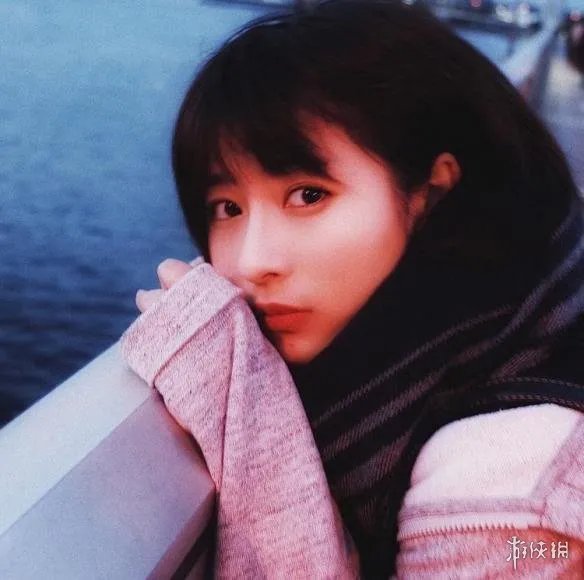 阳光正妹“小结衣”清纯美照 网友：又多了一个老婆!