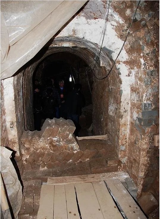 曹操墓之谜：曹操墓在哪里，曹操墓挖掘现场图（图）