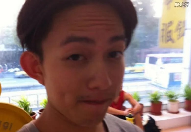 林宥嘉整容到底是真是假 林宥嘉丁文琪年初领证结婚