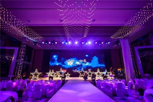 酒店婚礼现场如何布置 布置婚礼现场要点有哪些