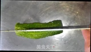 醒目苦瓜