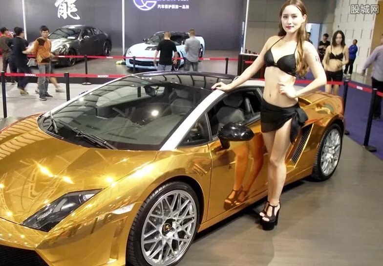 4000万豪车被29岁买家预定 仅限量生产8辆