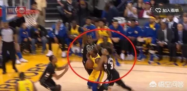 勇士对阵雄鹿,杜兰特复出首战遭驱逐,你如何看?