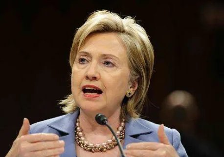 希拉里为什么再质疑总统大选？