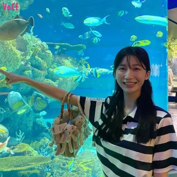 纤细腰枝却有惊人上围！日本人气美女小仓优香美图！