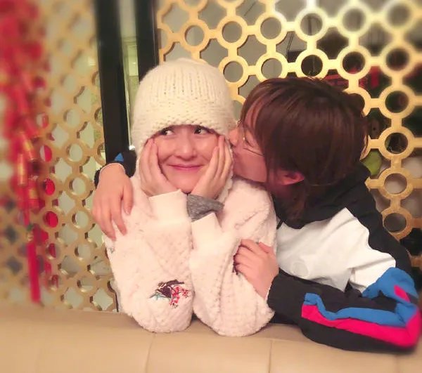 谢娜吴昕合影破不和传闻,谢娜与吴昕以往还有哪些互动?