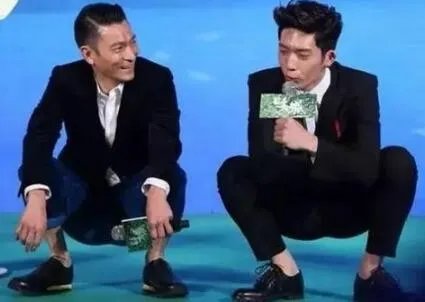 亚洲蹲和西洋蹲姿势图解 外国人为什么不能亚洲蹲