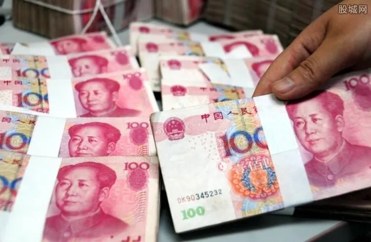 海航甩600亿资产 巨额资金挥发到哪里去了?