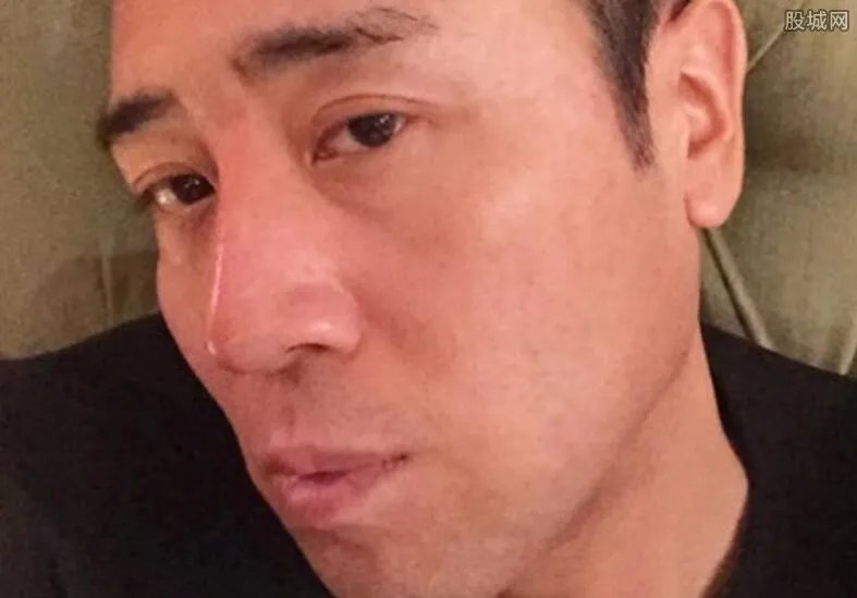 于和伟老婆和女儿是谁 他和王丽坤又是什么关系