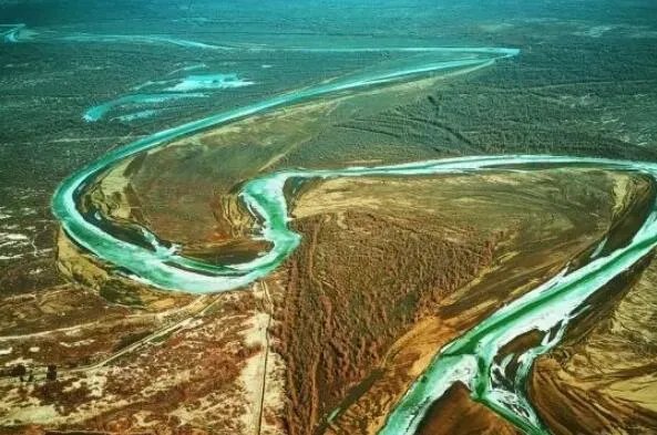 中国最长的河流排名前十名 松花江上榜,长江位居第一