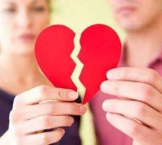 山东历城夫妻离婚互不相识的原因是什么？