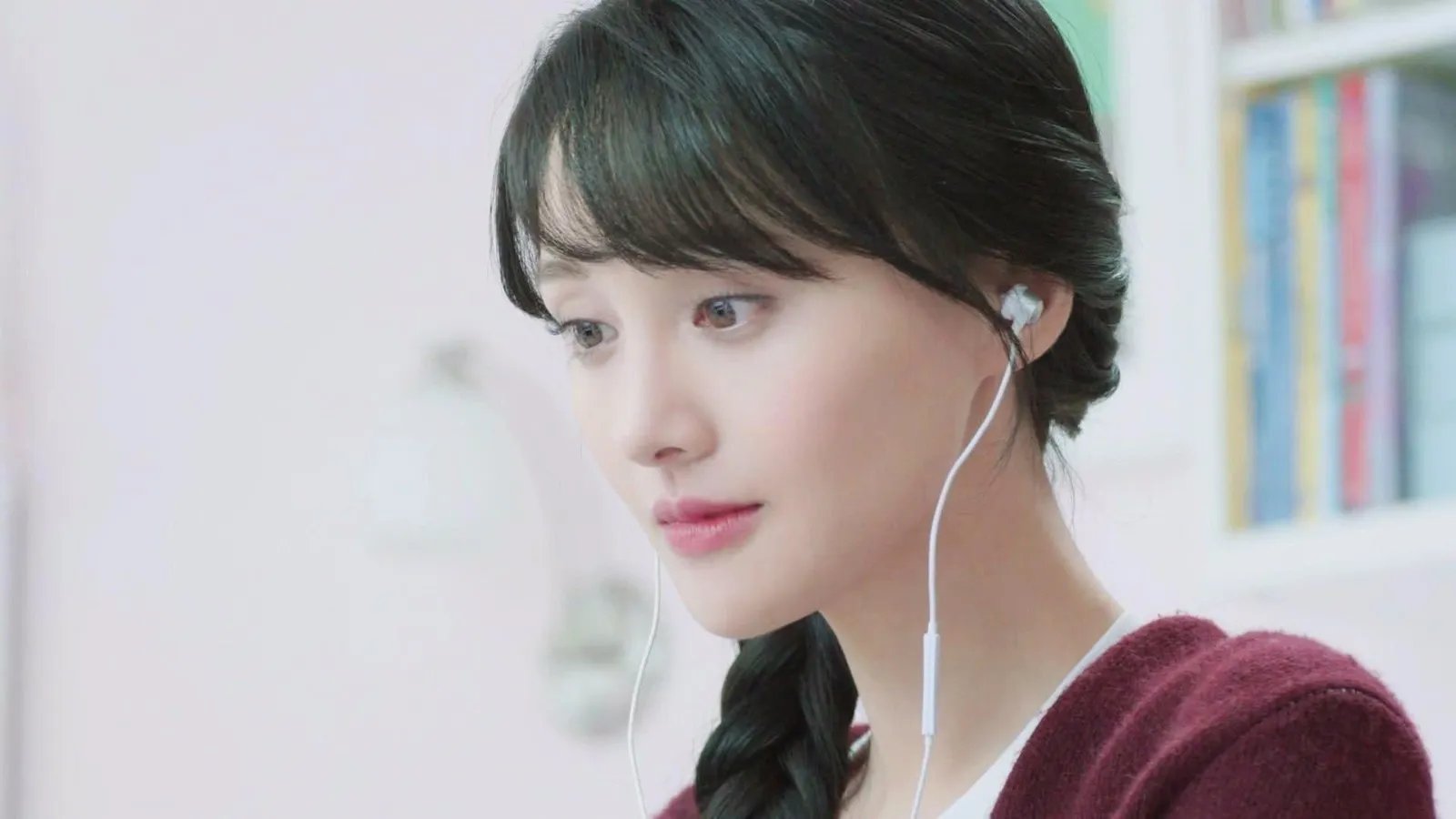 郑爽整容之后的五官是什么样子的，感觉如何？