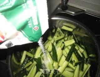 腌黄瓜