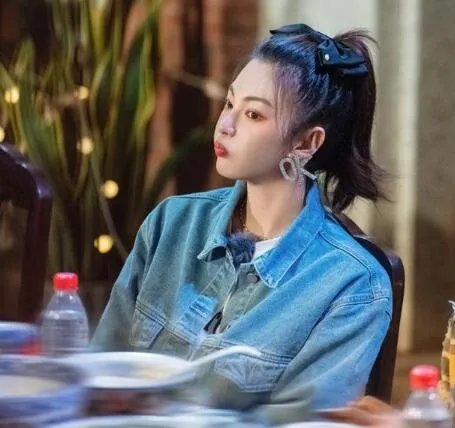 张雨绮没有一个音在调上是怎么回事 张雨绮为什么没有一个音在调上