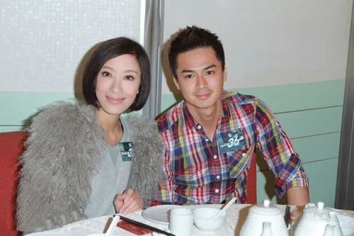 杨怡车震门事件全程报道  杨怡怒斥香港媒体