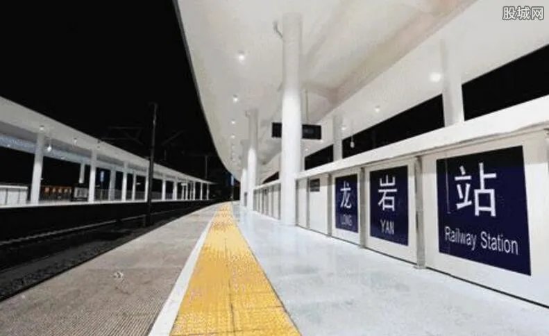 9小时改造火车站 完成一场惊心动魄的铁路大改造