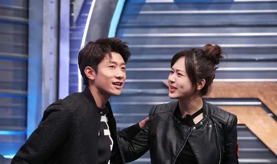 杨紫向张一山讨债是什么情况？