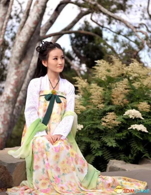 校园汉服女神pk图片盘点 清纯动人如同仙女下凡