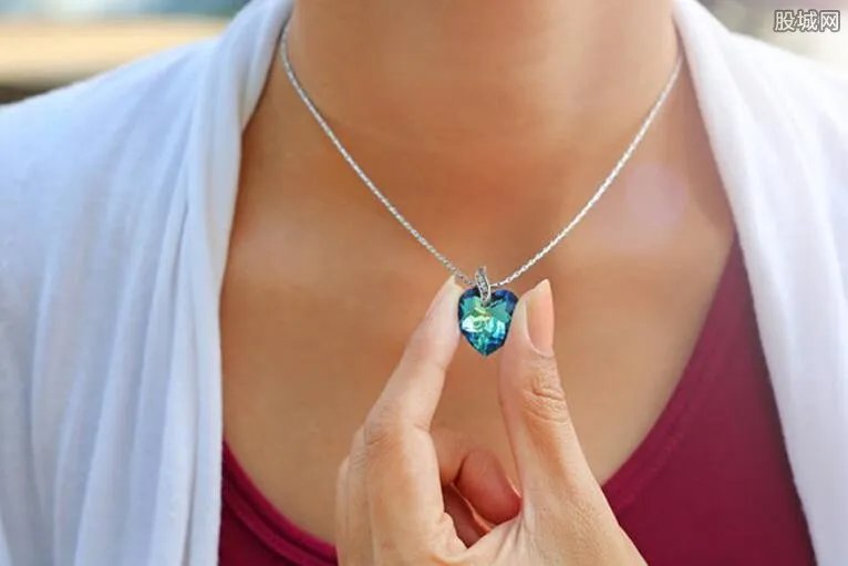 NASA研发阻止摸脸项链 可供公众免费使用