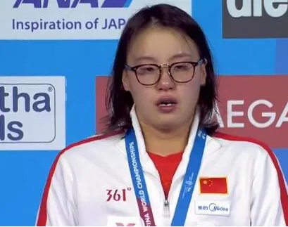 傅园慧获银牌为什么伤心落泪？