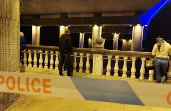 四川一民警营救落水女孩时失联，坠江女子是否获救？