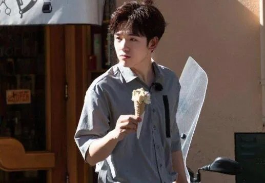 仝卓事件，为何姚晨会躺枪？