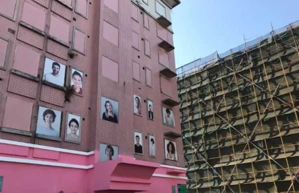 昆明业主住烂尾楼雨水洗脸，此楼盘为何陷入了烂尾？