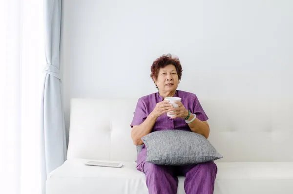 304保温杯有毒吗